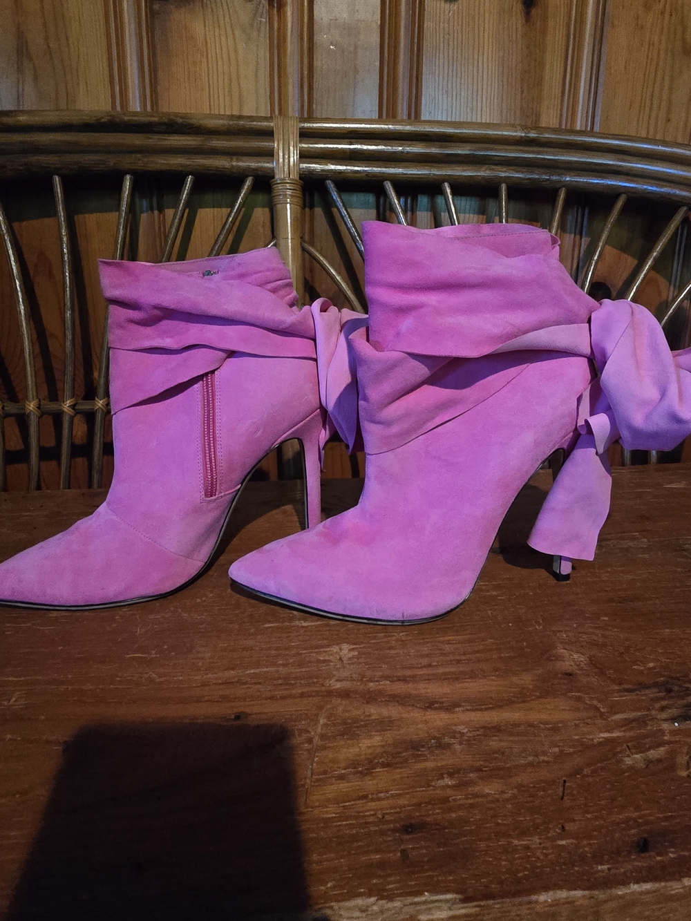 Aminah Abdul Jillil Amira Pink Suede Bow Stiletto Ankle Boot - Picture 16 of 16